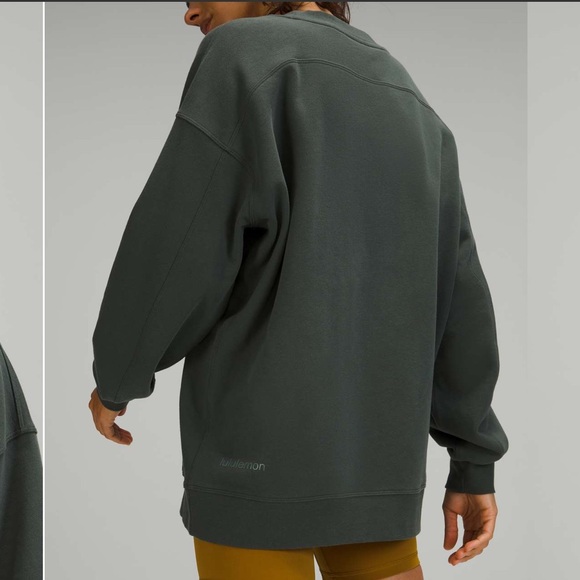 Lululemon Perfectly Oversized Crew in Smoked Spruce - Picture 4 of 9